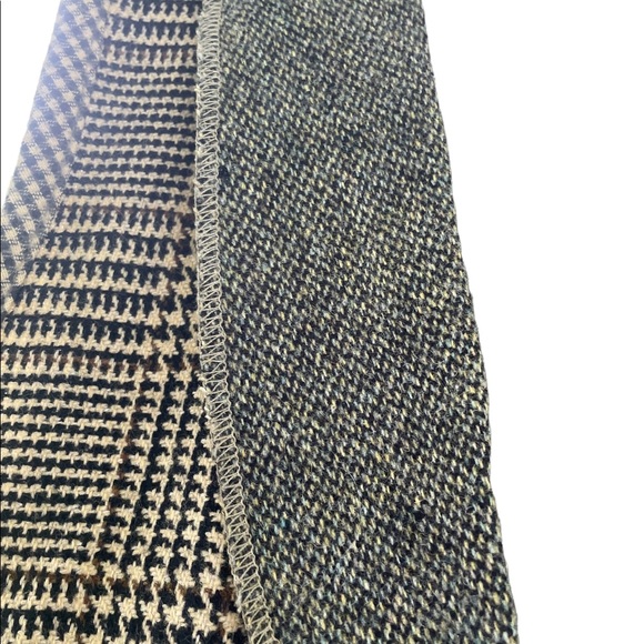 Handmade Mfa Boston repurposed sweater vest - Picture 4 of 13